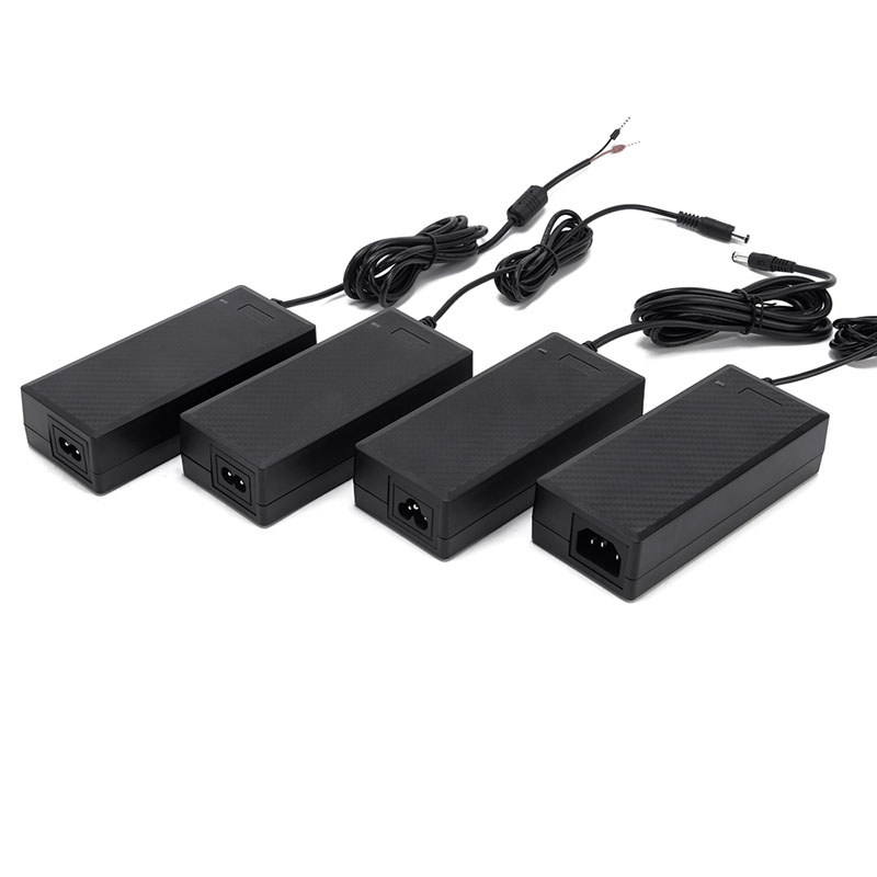 120W Masaüstü Güç Adaptörü