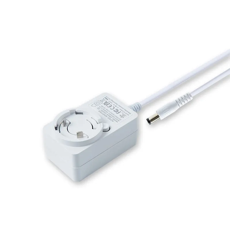 12V 2A Değiştirilebilir Fişli Güç Adaptörü