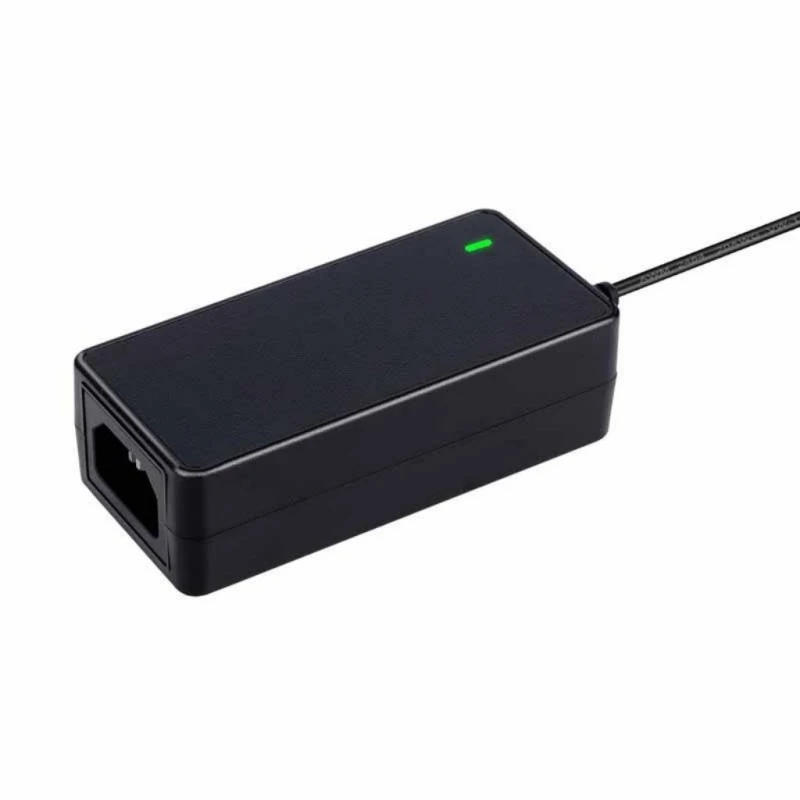 180W Masaüstü Güç Adaptörü