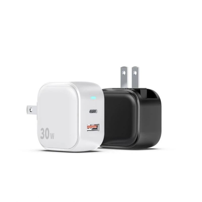 USB-A ve USB-C ile 30WPD Hızlı Şarj Cihazı